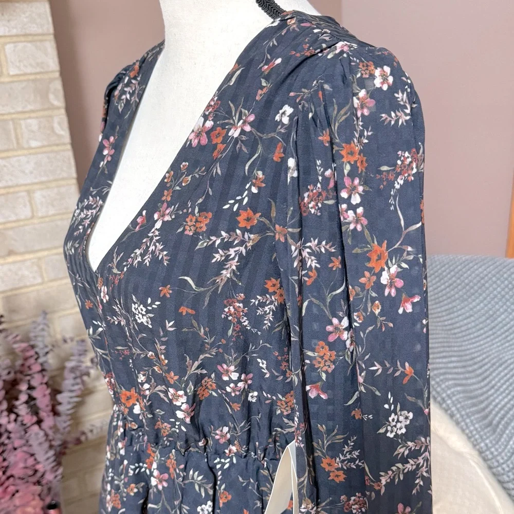 TULAROSA Dee Dee Mini Dress in Navy Blue Floral Print - Picture 4 of 9